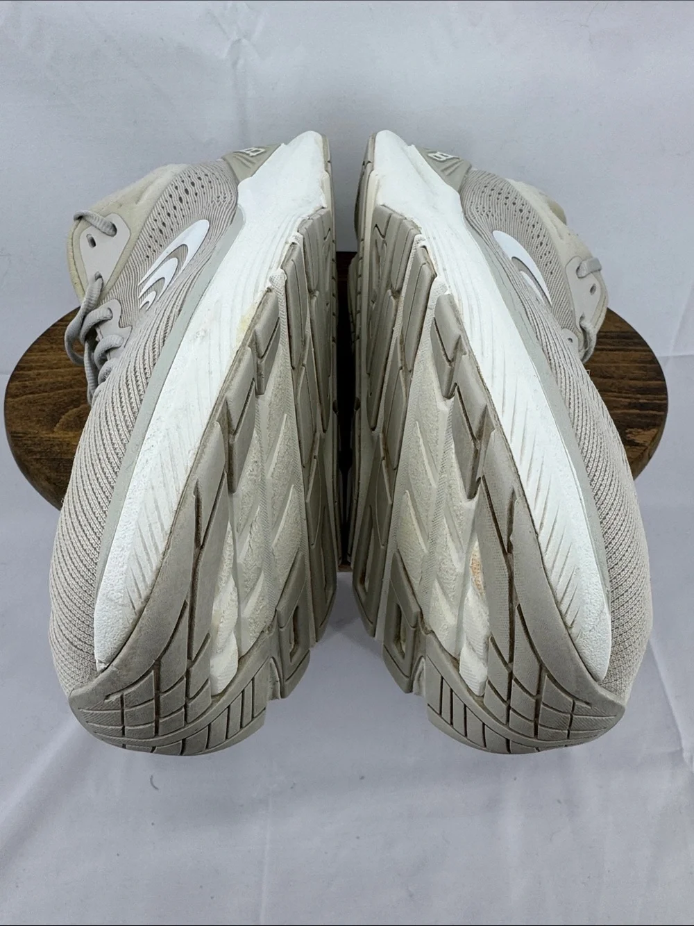 Topo Athletic Womens Ultrafly 4 Grey/Grey Running Shoes, sz 9.5